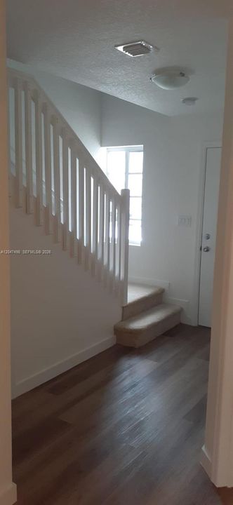 В аренду: $2,500 (3 спален, 2 ванн, 1276 Квадратных фут)