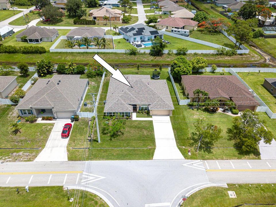 1399 SW Edinburgh Drive-16