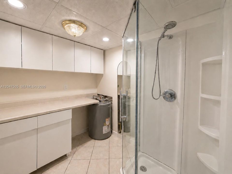For Sale: $849,000 (3 beds, 2 baths, 2828 Square Feet)