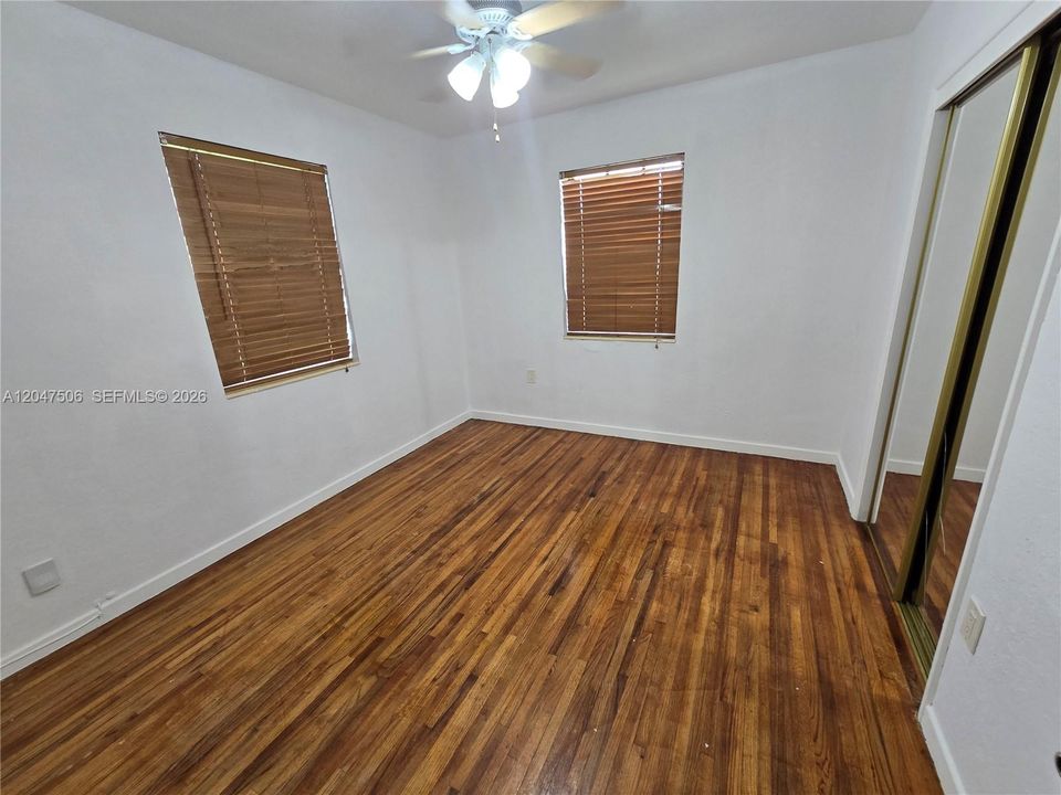 En Renta: $2,475 (2 camas, 1 baños, 900 Pies cuadrados)