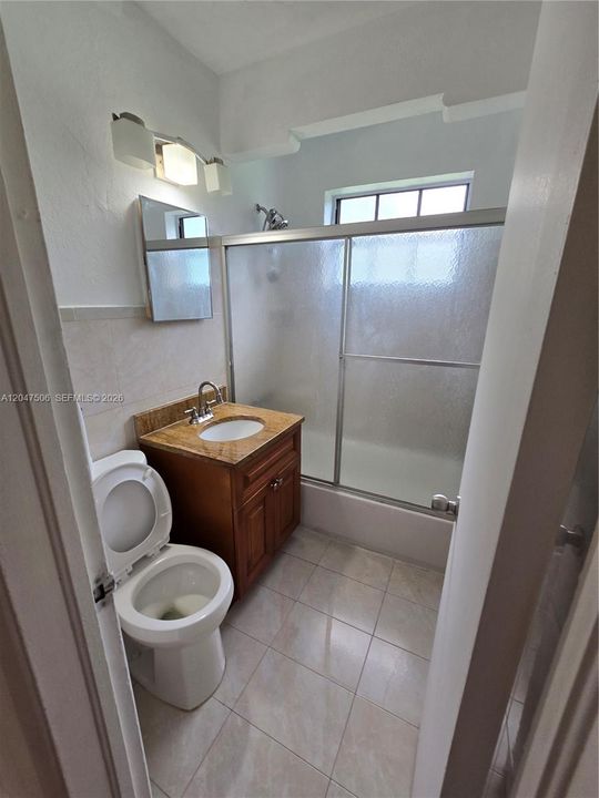 En Renta: $2,475 (2 camas, 1 baños, 900 Pies cuadrados)