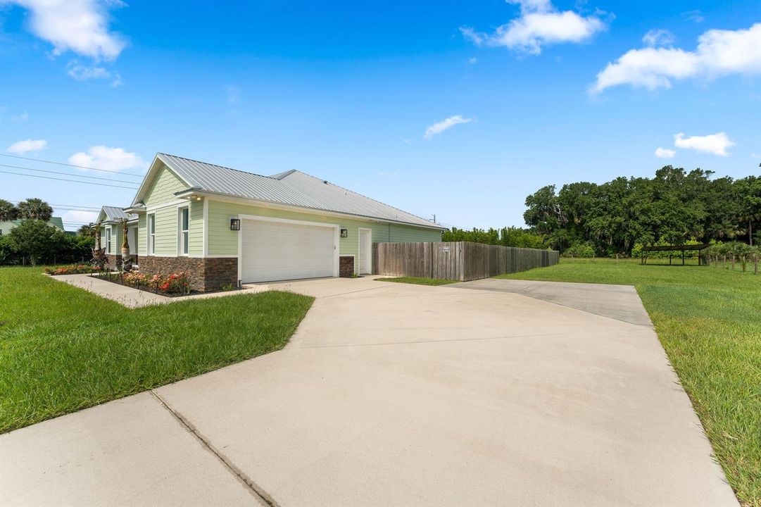 9-web-or-mls-2520 Tammy Dr-8