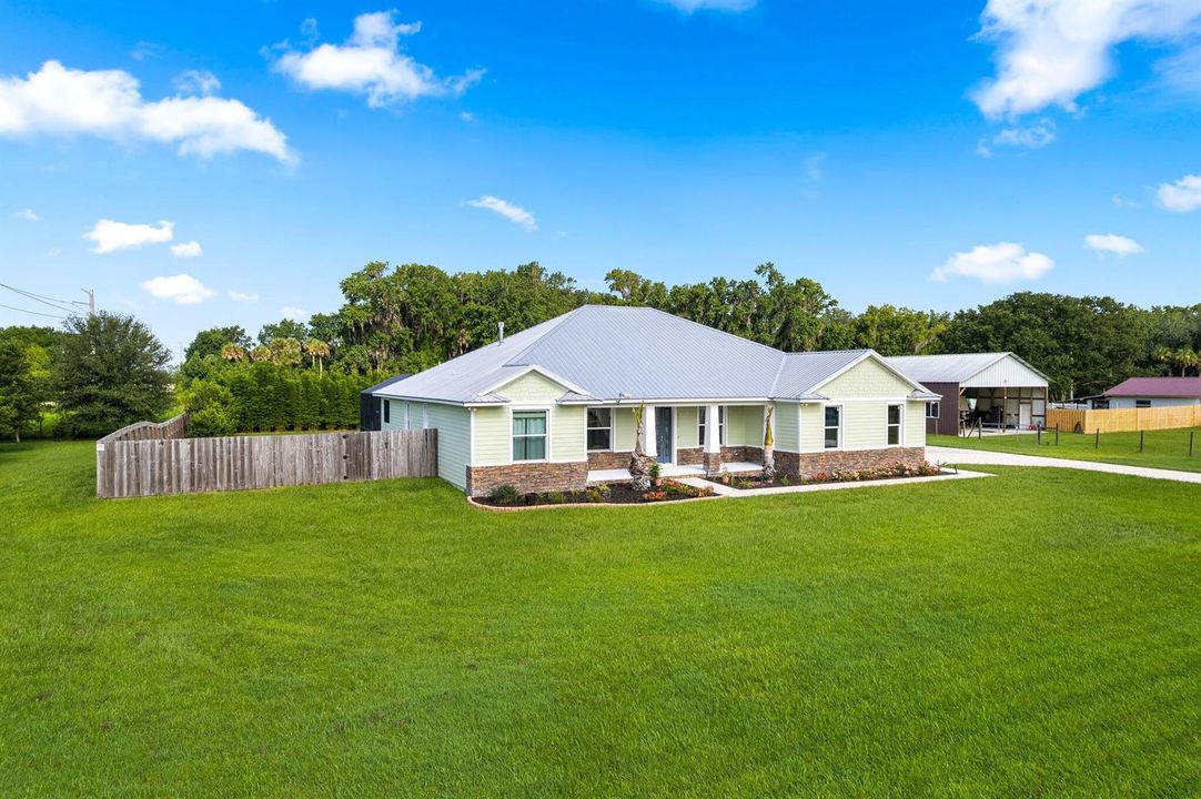 2-web-or-mls-2520 Tammy Dr-1