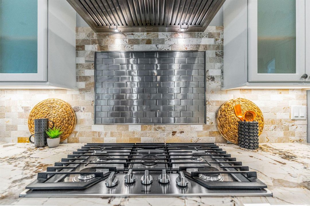 29-web-or-mls-2520 Tammy Dr-28