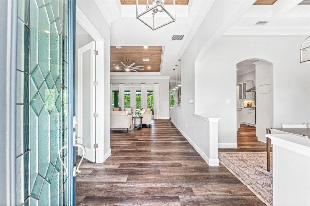 11-web-or-mls-2520 Tammy Dr-10