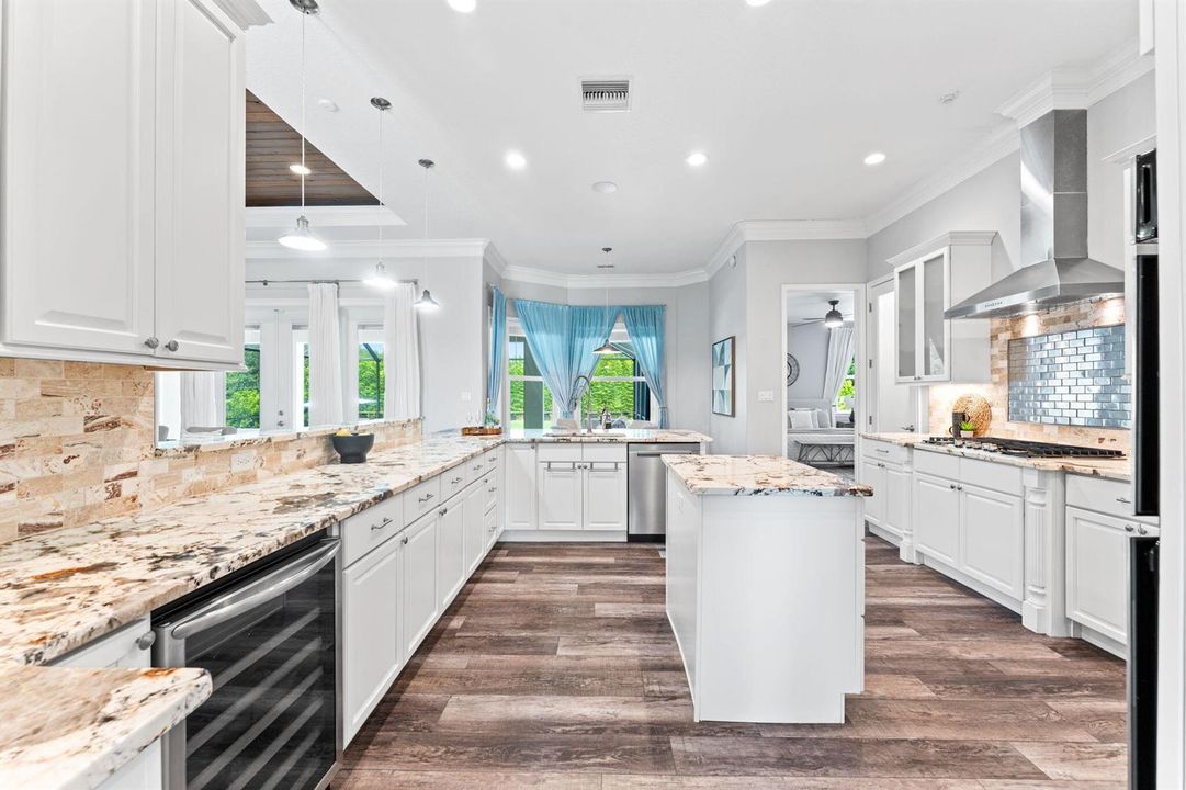 27-web-or-mls-2520 Tammy Dr-26