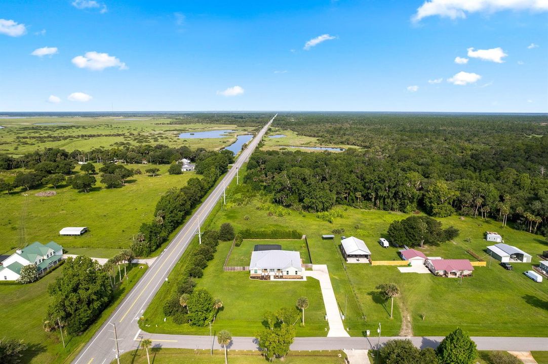 60-web-or-mls-2520 Tammy Dr-59