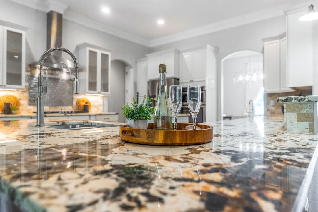 26-web-or-mls-2520 Tammy Dr-25