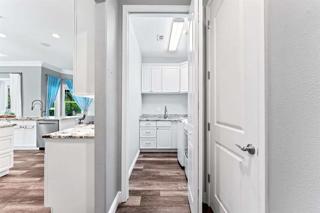 46-web-or-mls-2520 Tammy Dr-45