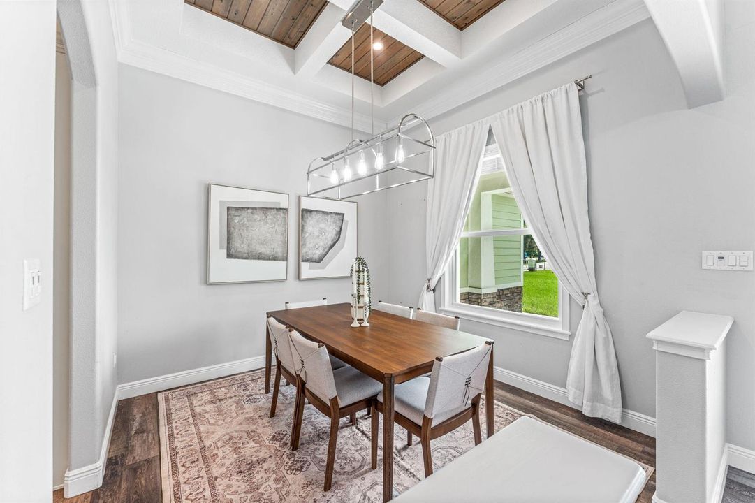 14-web-or-mls-2520 Tammy Dr-13