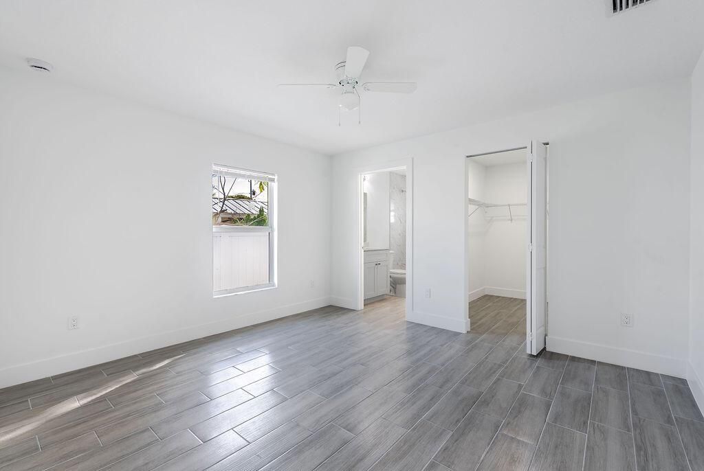 3244SEJeffersonSt.Stuart-15