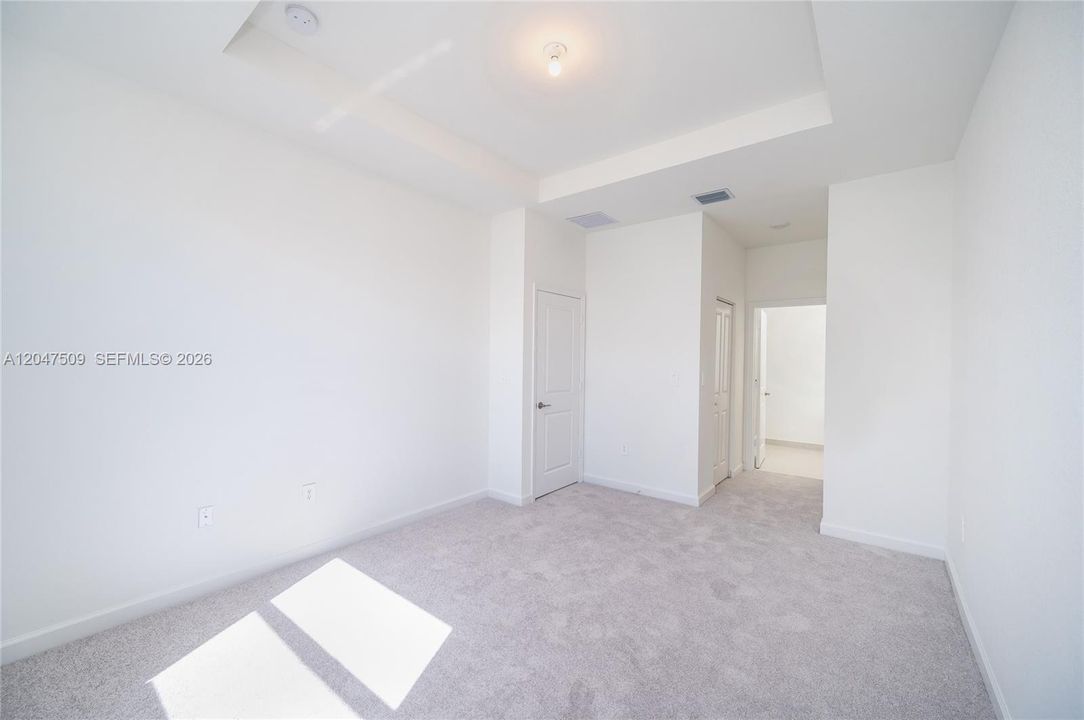 В аренду: $3,100 (4 спален, 2 ванн, 0 Квадратных фут)
