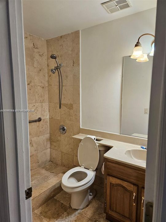 В аренду: $3,300 (3 спален, 2 ванн, 2056 Квадратных фут)