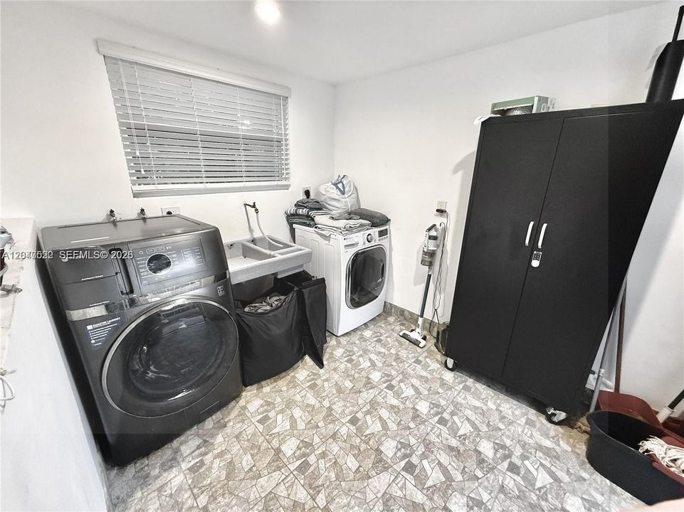 En Renta: $6,500 (4 camas, 5 baños, 0 Pies cuadrados)