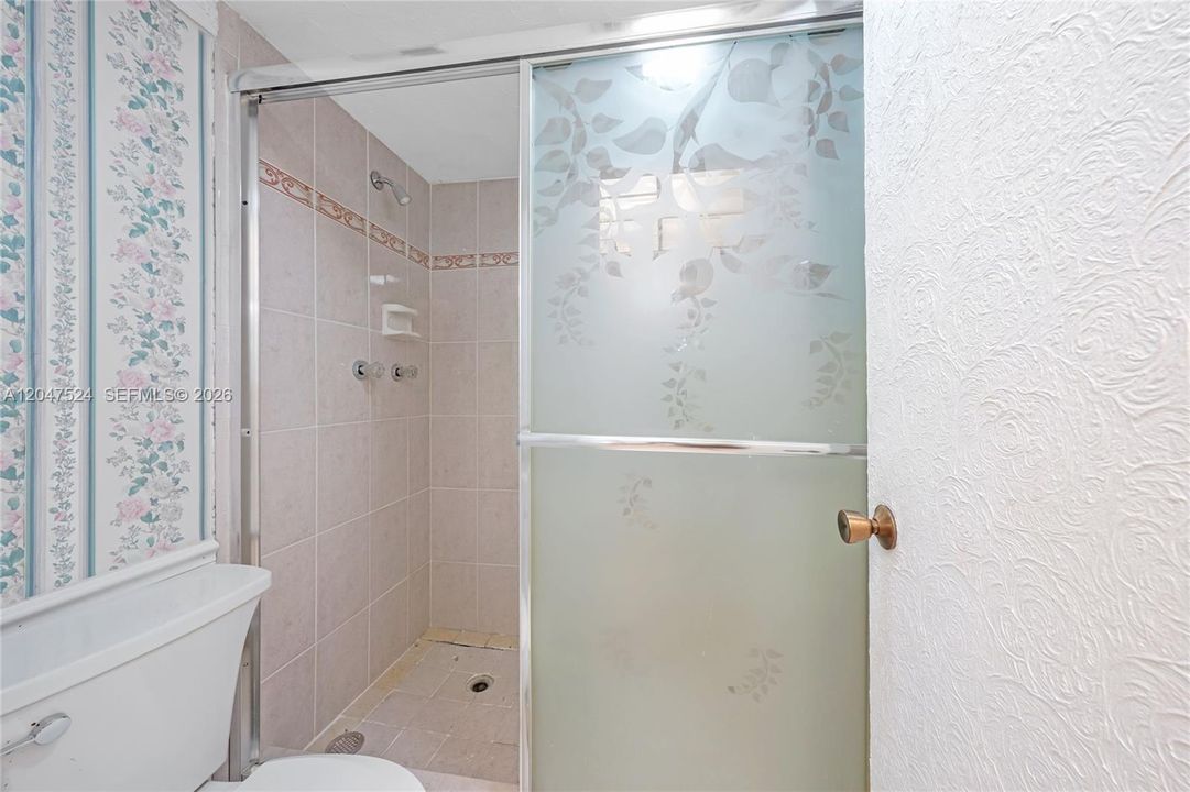 На продажу: $179,500 (2 спален, 2 ванн, 1080 Квадратных фут)
