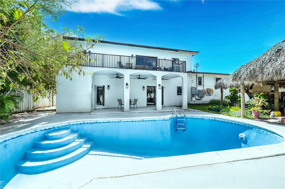 For Sale: $1,850,000 (9 beds, 6 baths, 0 Square Feet)