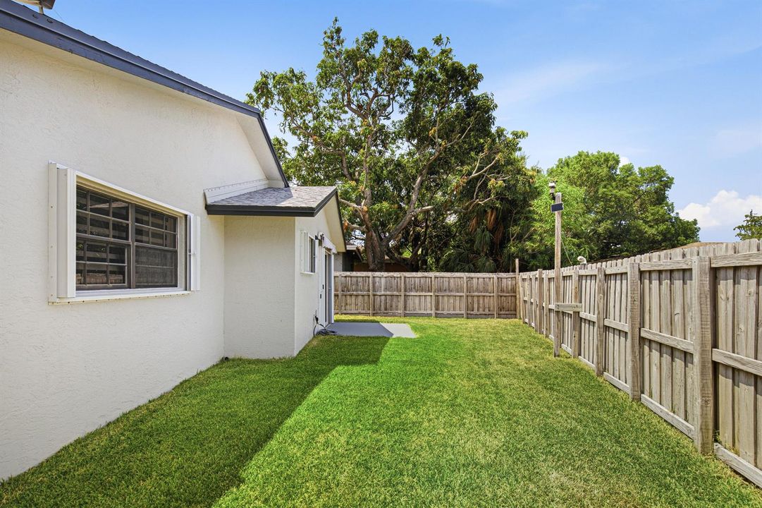 Virtual Staging Backyard