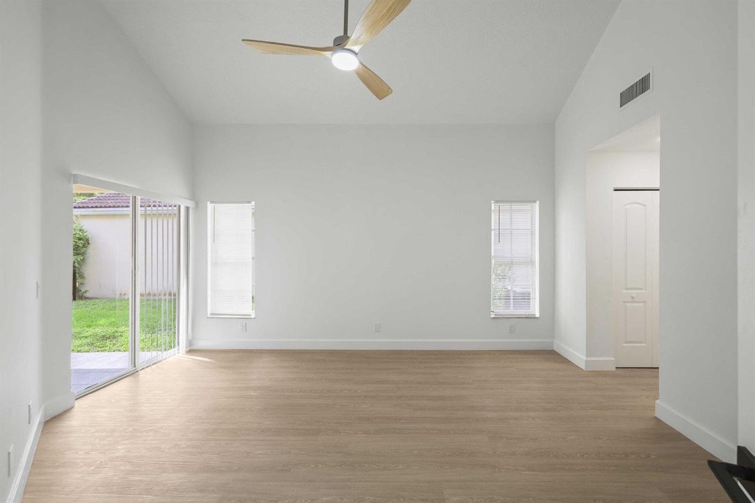 11614 NW 2nd Dr - 32.jpg-SMALL