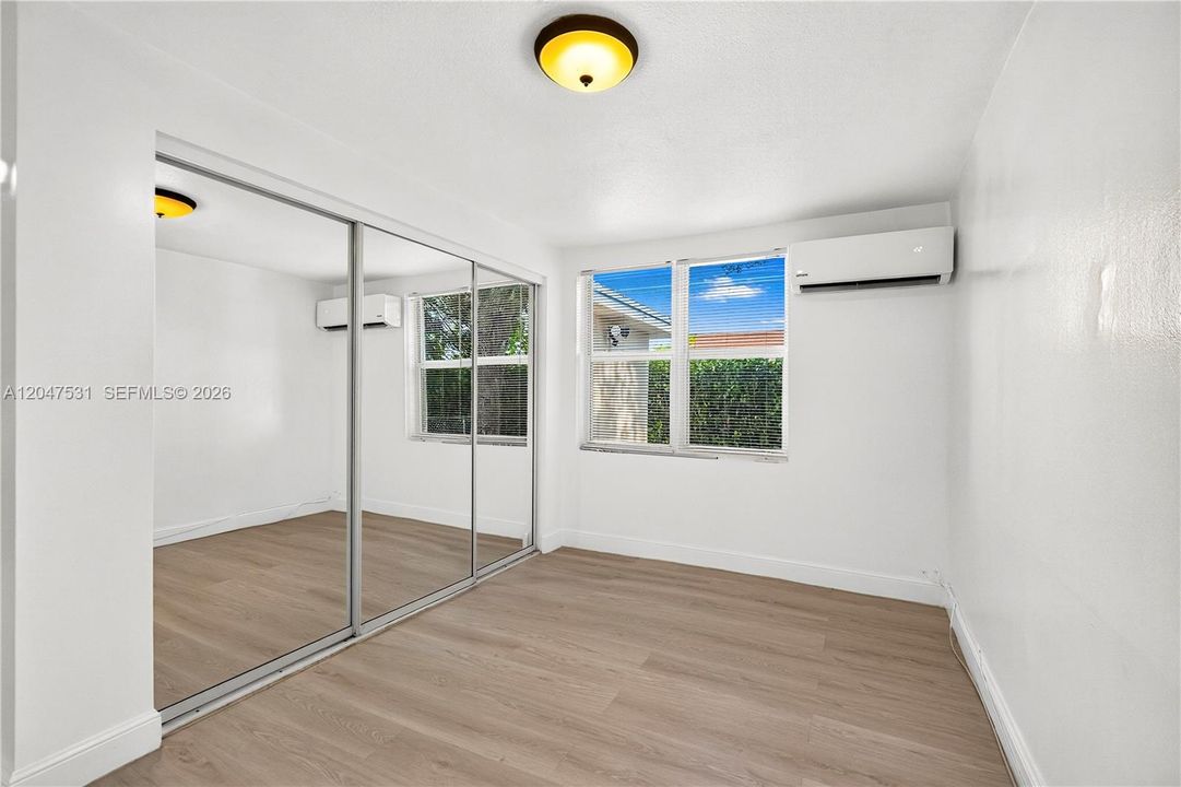 For Rent: $2,000 (1 beds, 1 baths, 500 Square Feet)