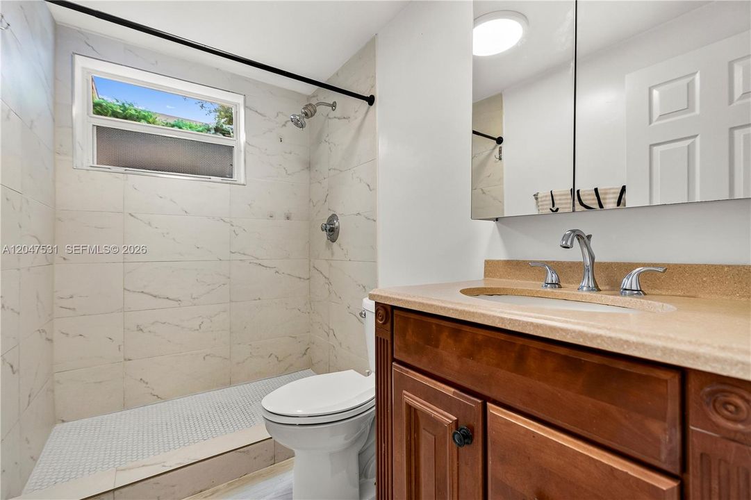 For Rent: $2,000 (1 beds, 1 baths, 500 Square Feet)