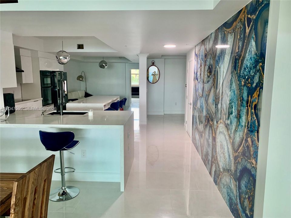 For Sale: $915,000 (2 beds, 2 baths, 1846 Square Feet)