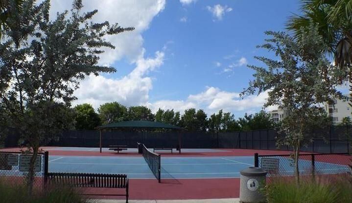 Tennis