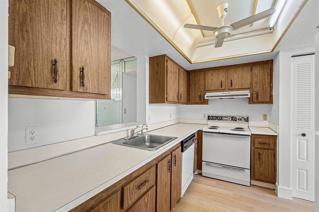 010-7380Northwest18thStreet-108-Margate-