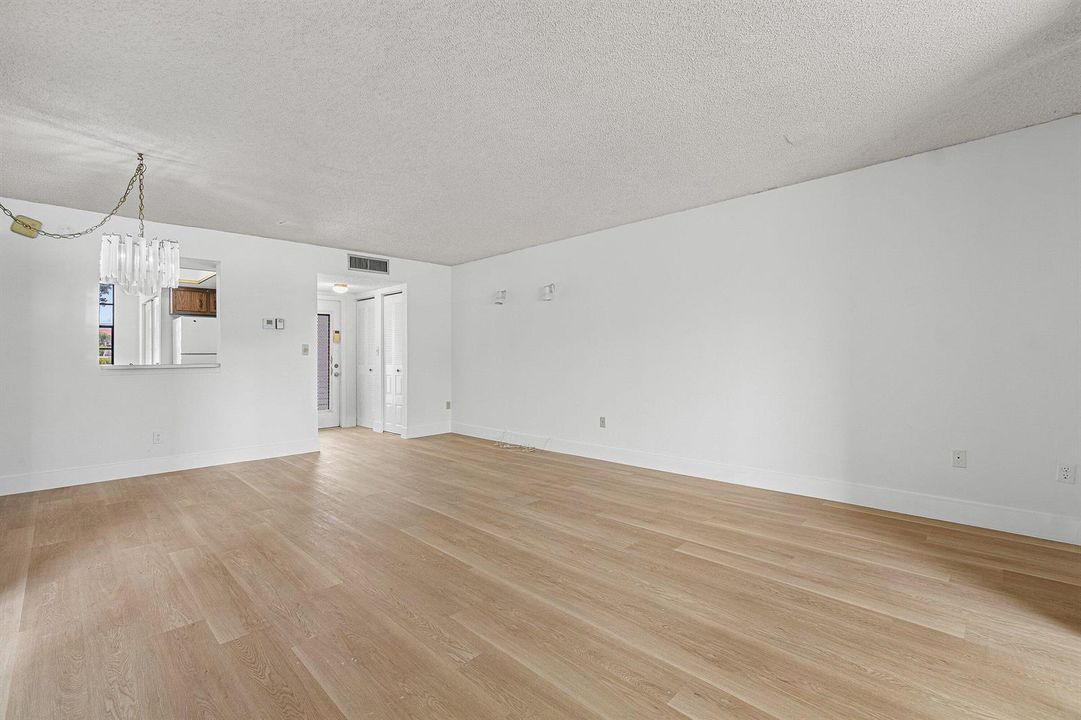 008-7380Northwest18thStreet-108-Margate-