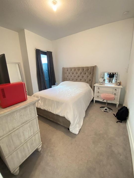 3rd Bedroom - suite