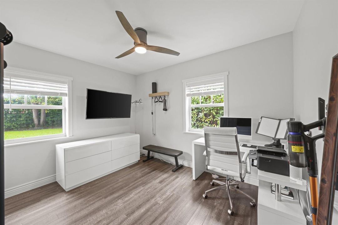 2205 West Pineridge Court - 68.jpg-SMALL