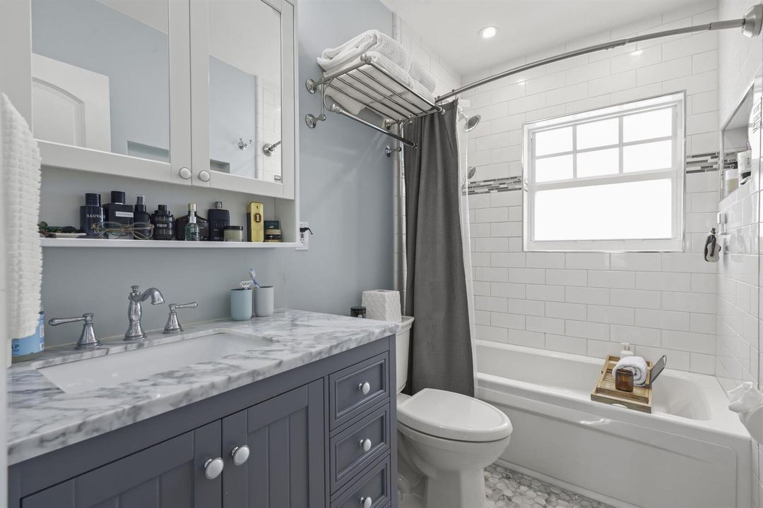 2205 West Pineridge Court - 62.jpg-SMALL