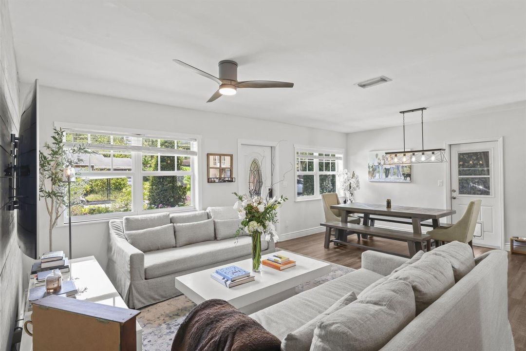 2205 West Pineridge Court - 50.jpg-SMALL