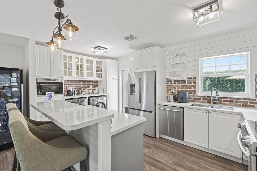 2205 West Pineridge Court - 56.jpg-SMALL