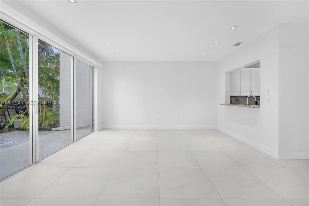 For Rent: $6,700 (4 beds, 3 baths, 2406 Square Feet)