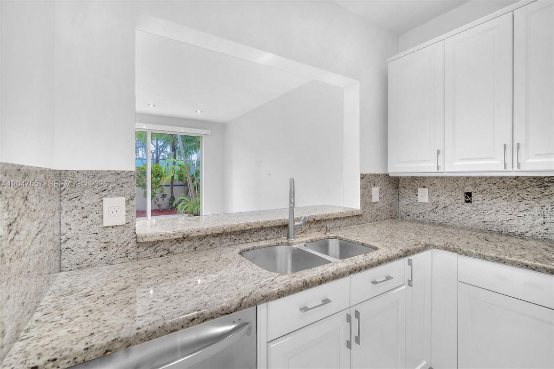 For Rent: $6,700 (4 beds, 3 baths, 2406 Square Feet)