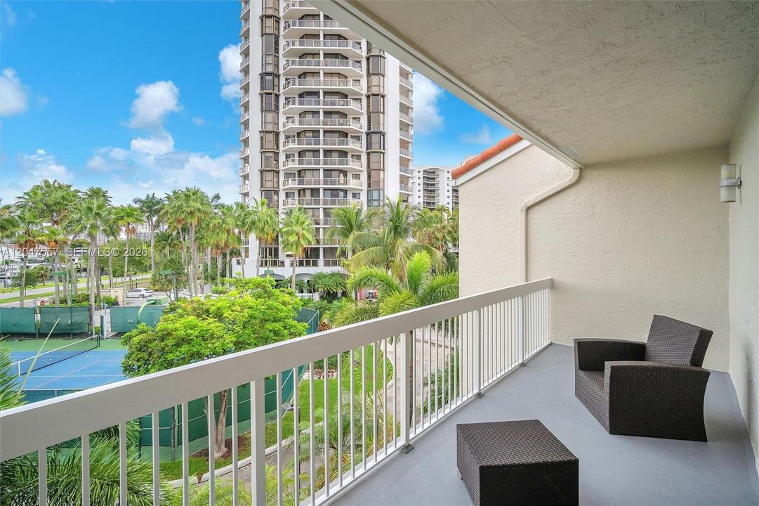 Third bedroom balcony
