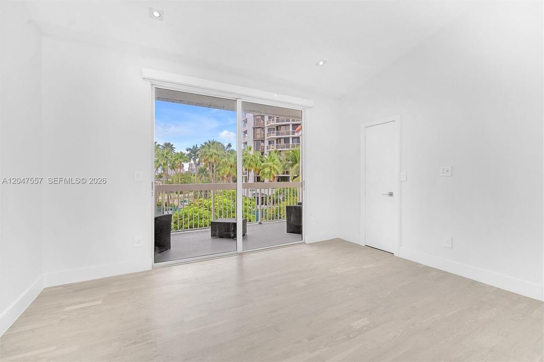 For Rent: $6,700 (4 beds, 3 baths, 2406 Square Feet)