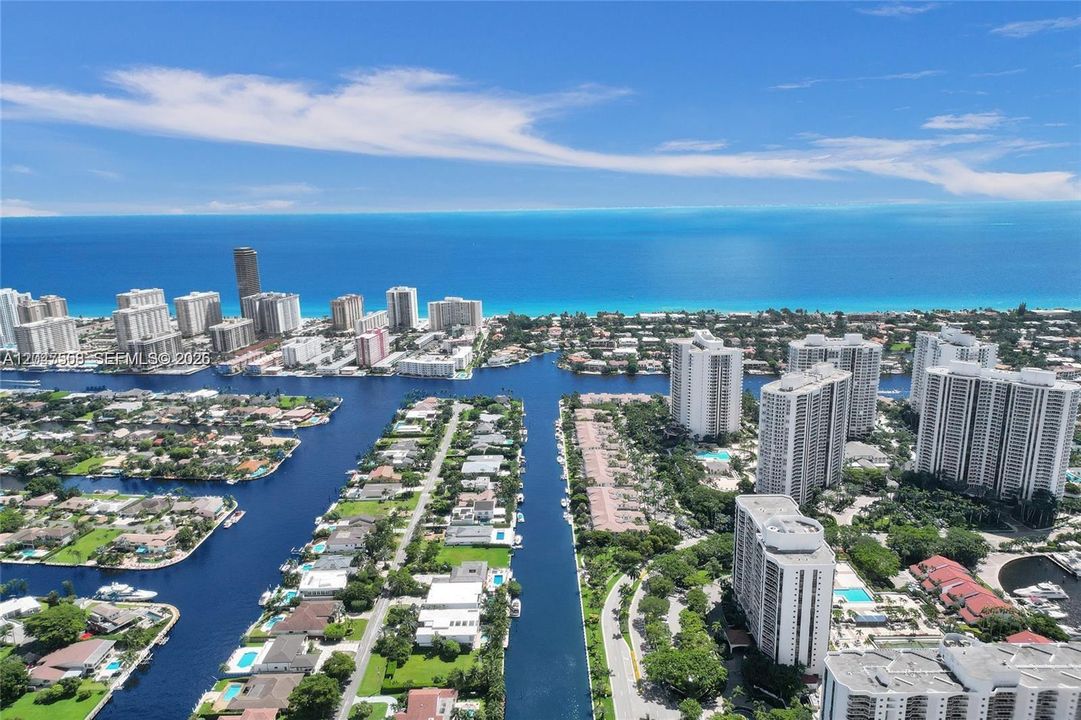 For Rent: $4,200 (2 beds, 2 baths, 1310 Square Feet)