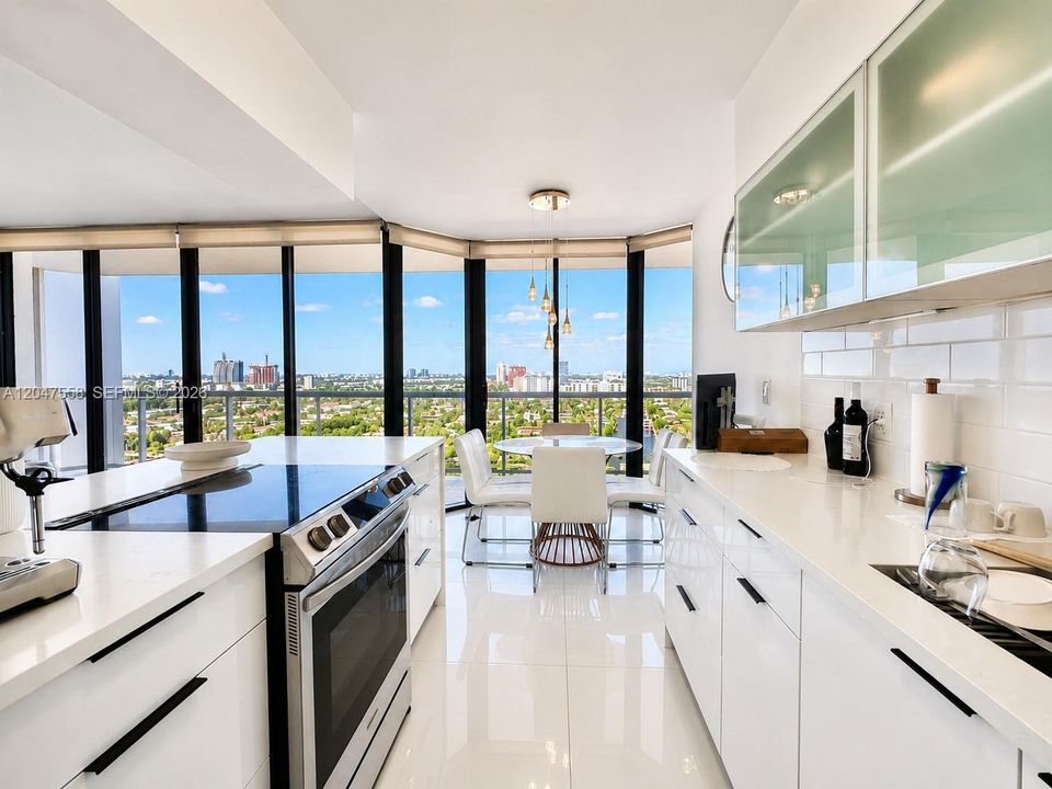 For Rent: $4,200 (2 beds, 2 baths, 1310 Square Feet)