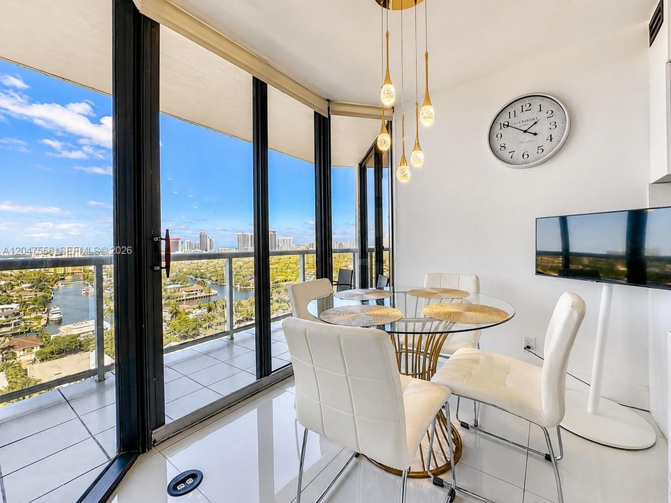 For Rent: $4,200 (2 beds, 2 baths, 1310 Square Feet)
