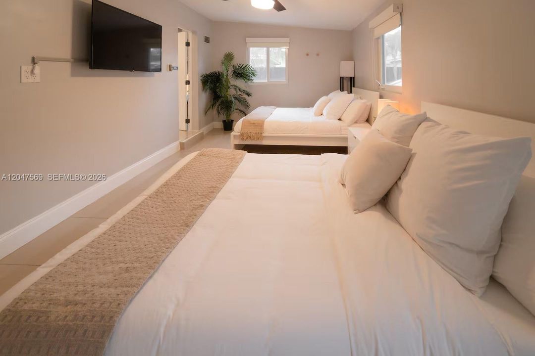 For Rent: $3,800 (3 beds, 2 baths, 1742 Square Feet)