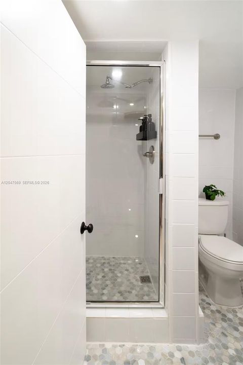For Rent: $3,800 (3 beds, 2 baths, 1742 Square Feet)