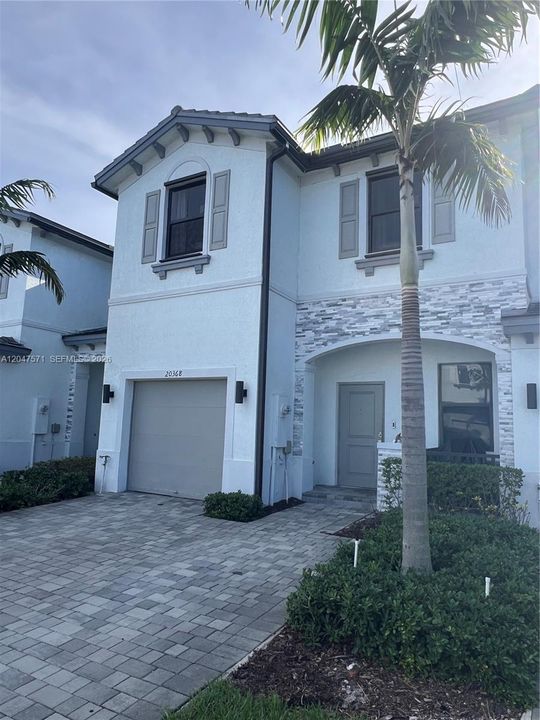 For Sale: $525,000 (4 beds, 2 baths, 1773 Square Feet)