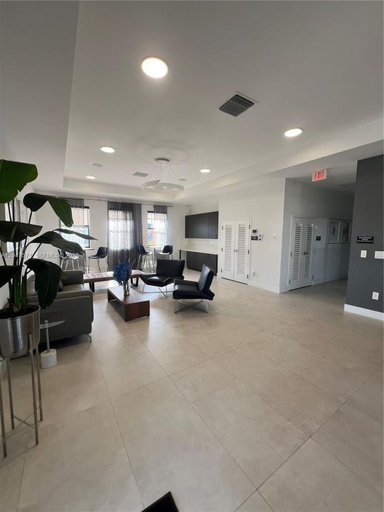 For Sale: $525,000 (4 beds, 2 baths, 1773 Square Feet)