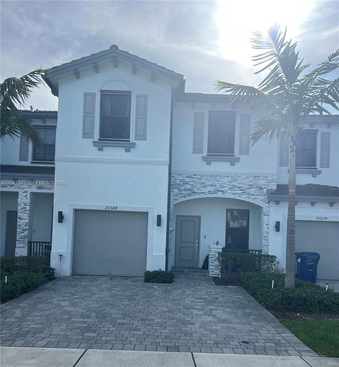 For Sale: $525,000 (4 beds, 2 baths, 1773 Square Feet)