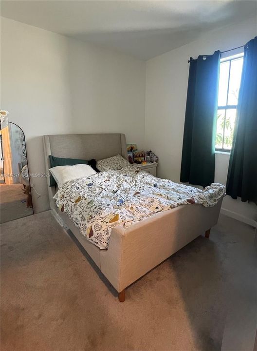 For Sale: $525,000 (4 beds, 2 baths, 1773 Square Feet)