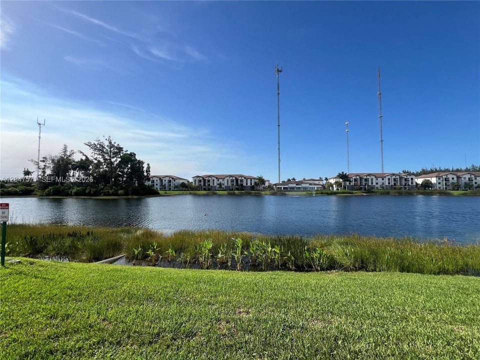 For Sale: $525,000 (4 beds, 2 baths, 1773 Square Feet)