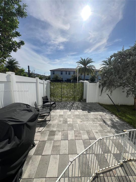 For Sale: $525,000 (4 beds, 2 baths, 1773 Square Feet)
