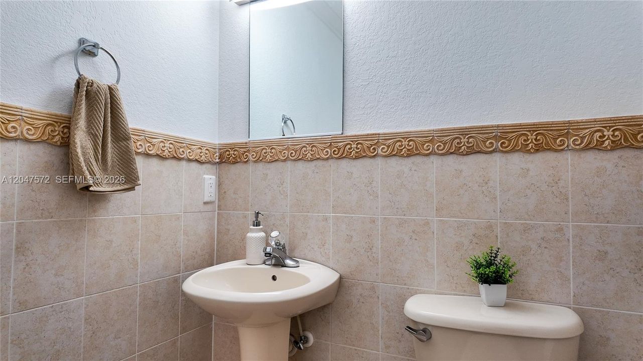 В аренду: $3,500 (3 спален, 2 ванн, 1533 Квадратных фут)