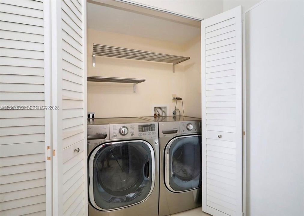 For Rent: $2,500 (2 beds, 2 baths, 1020 Square Feet)